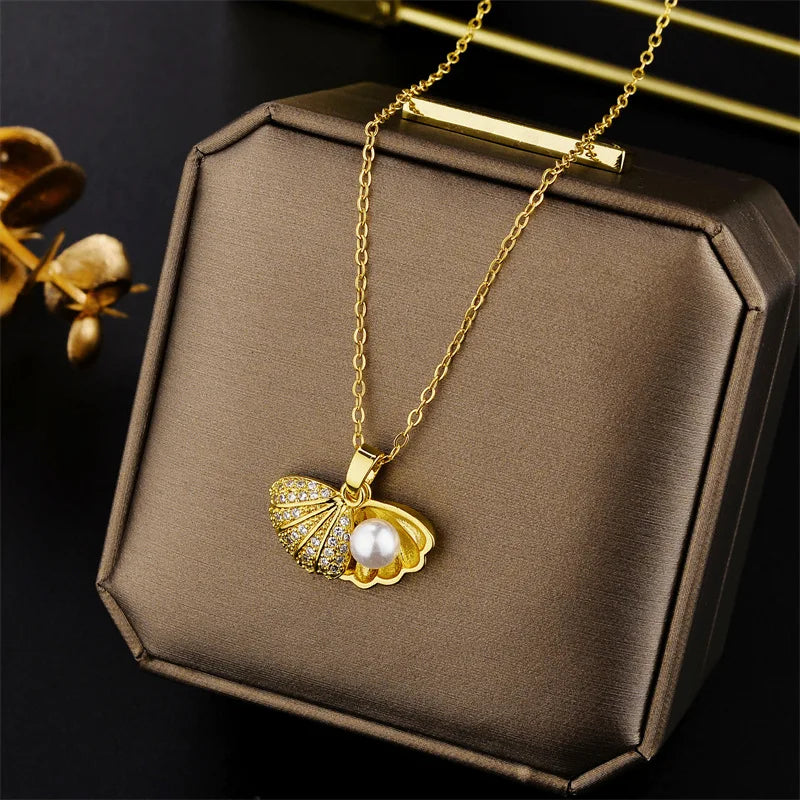 Romanticismo Collana Dorata Donna