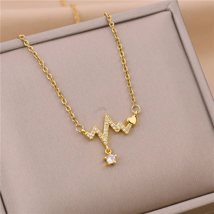 Romanticismo Collana Dorata Donna